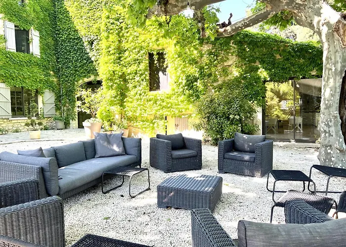 Mas Chateau Blanc Avignon